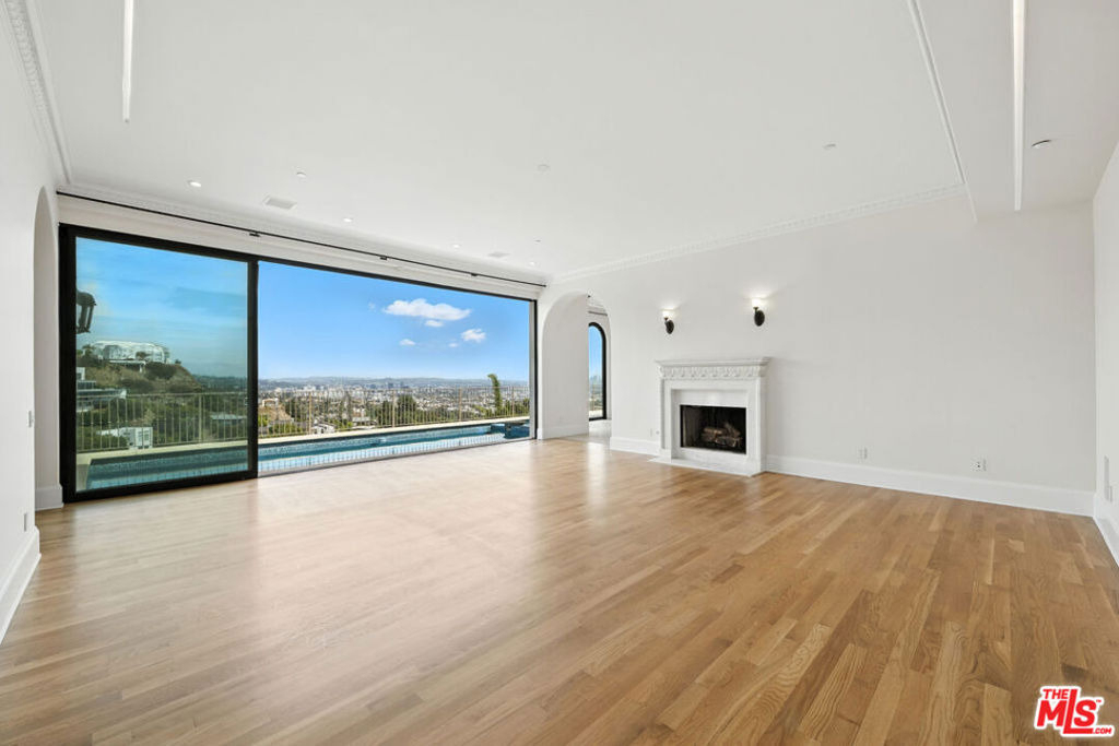 1675 Woods Drive - Photo 13