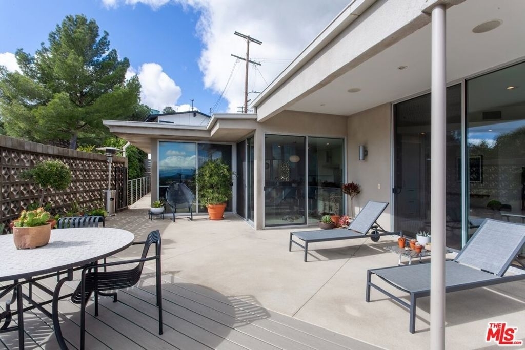 2154 Ridgemont Drive - Photo 22