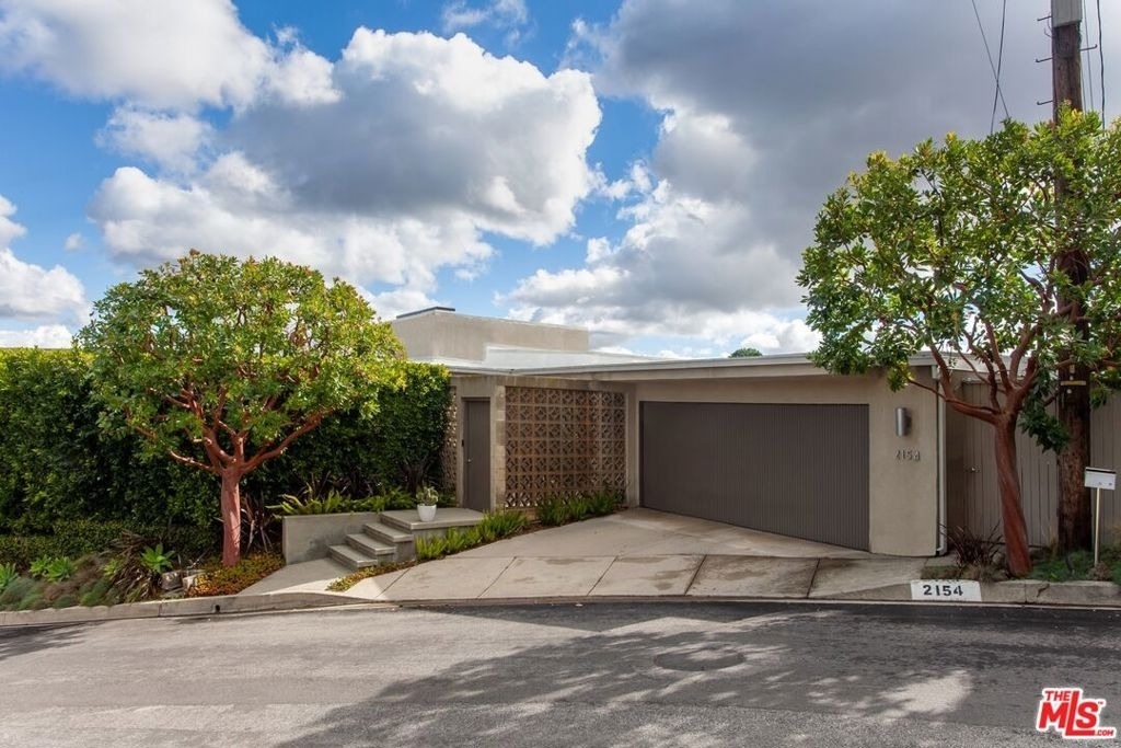 2154 Ridgemont Drive - Photo 23