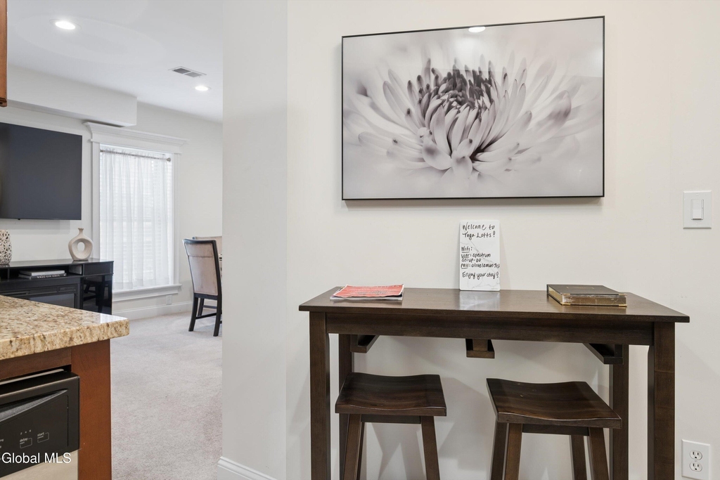 425 Broadway - Photo 9