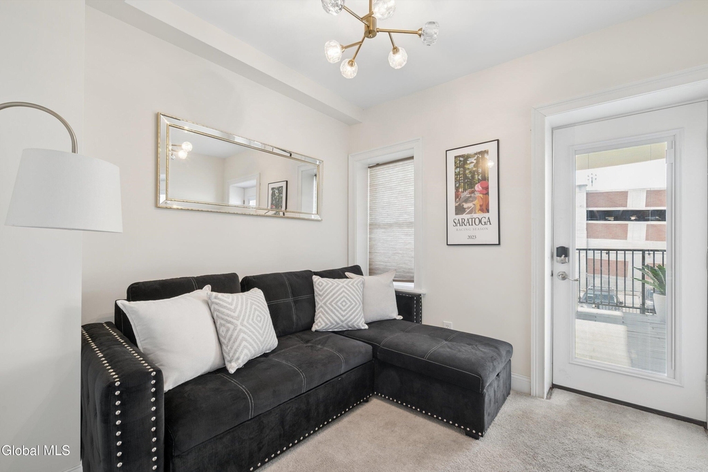 425 Broadway - Photo 10