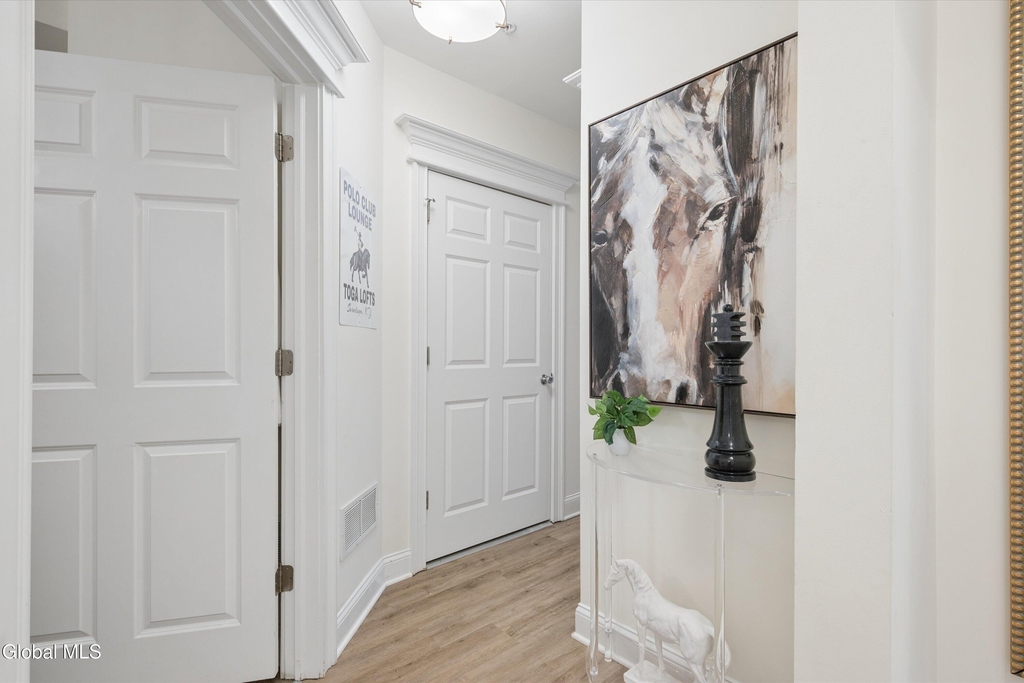 425 Broadway - Photo 10