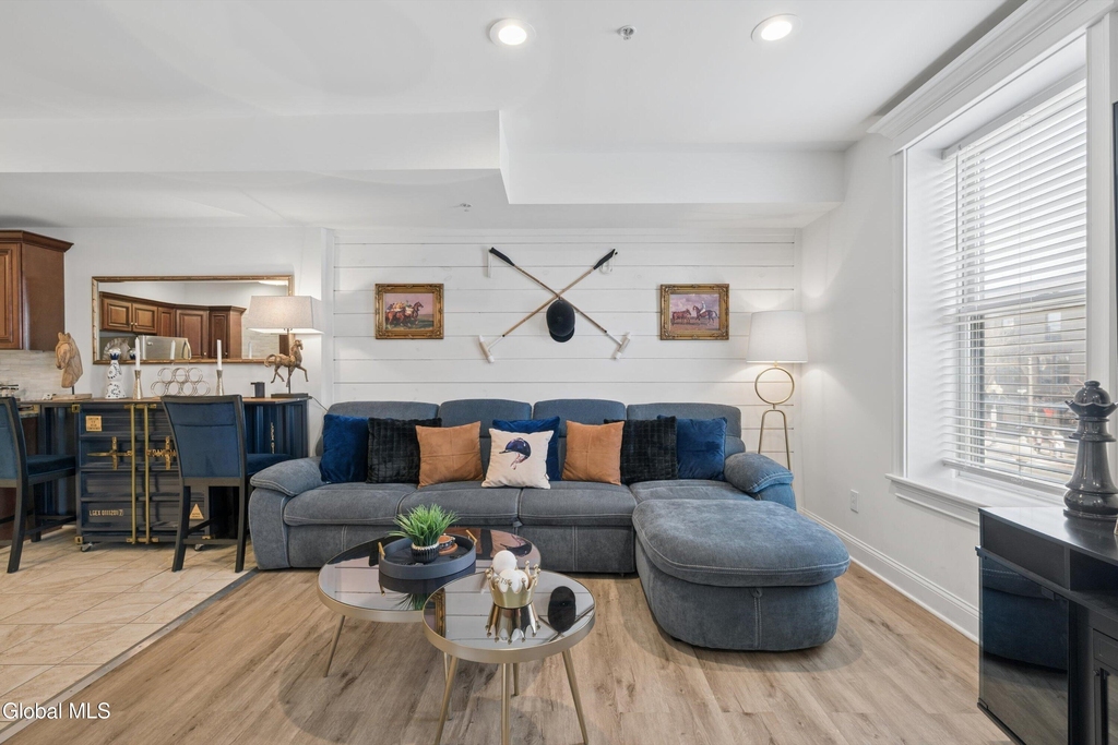 425 Broadway - Photo 7