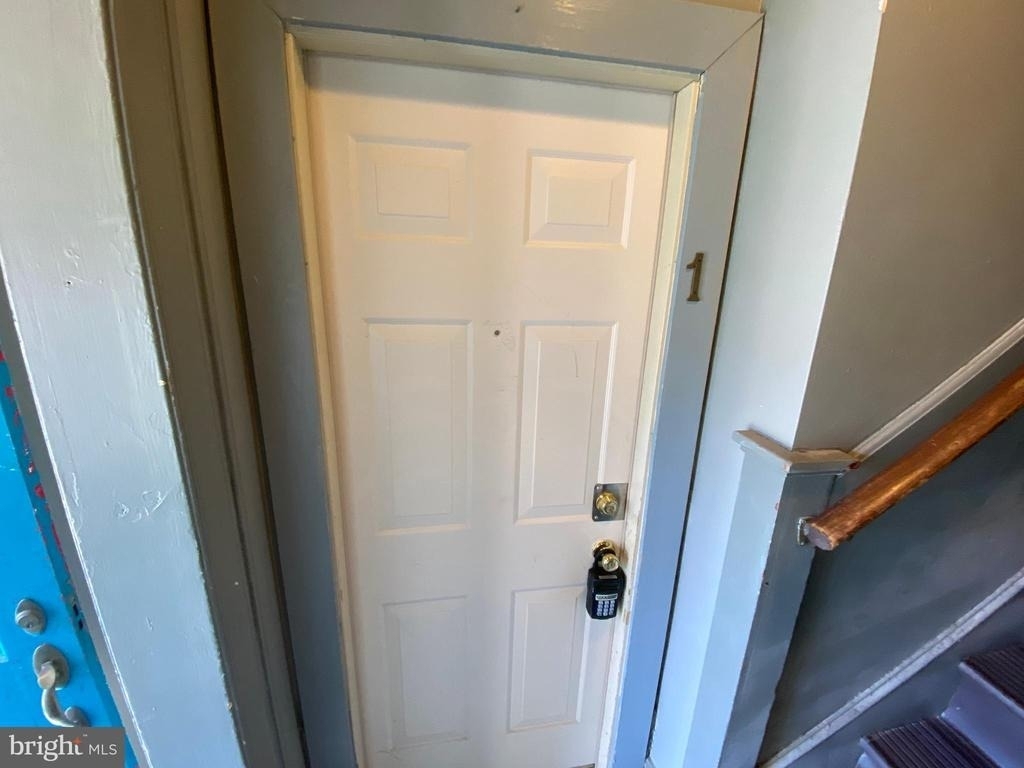 1003 Kenmore Avenue - Photo 1