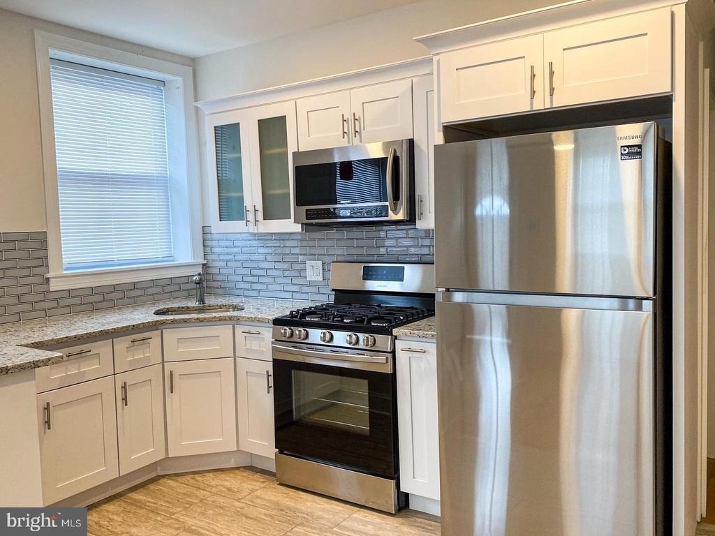 5245 Pennsgrove Street - Photo 3