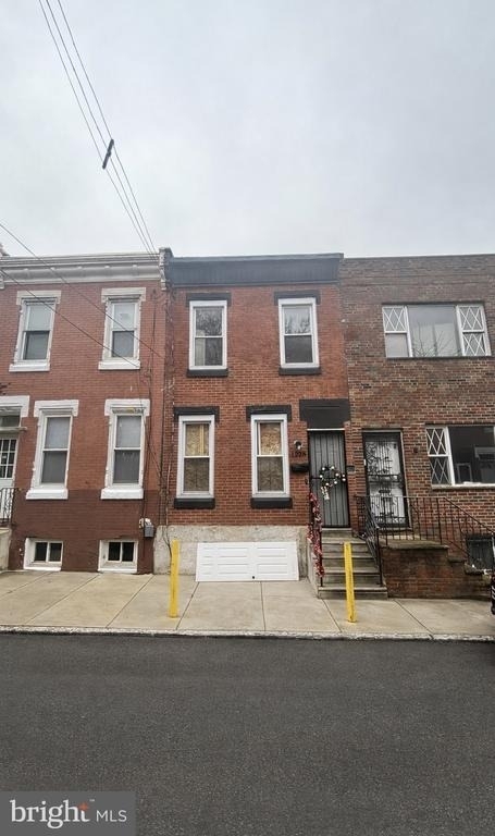 1228 W Firth Street - Photo 0