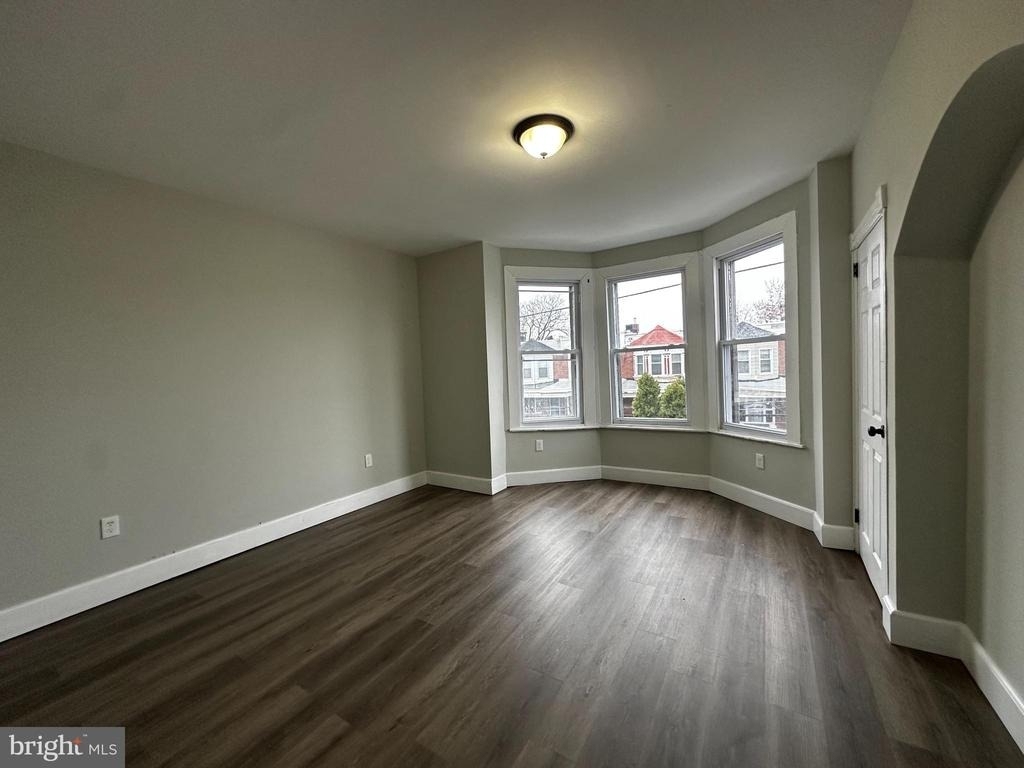 5729 Pine Street - Photo 12
