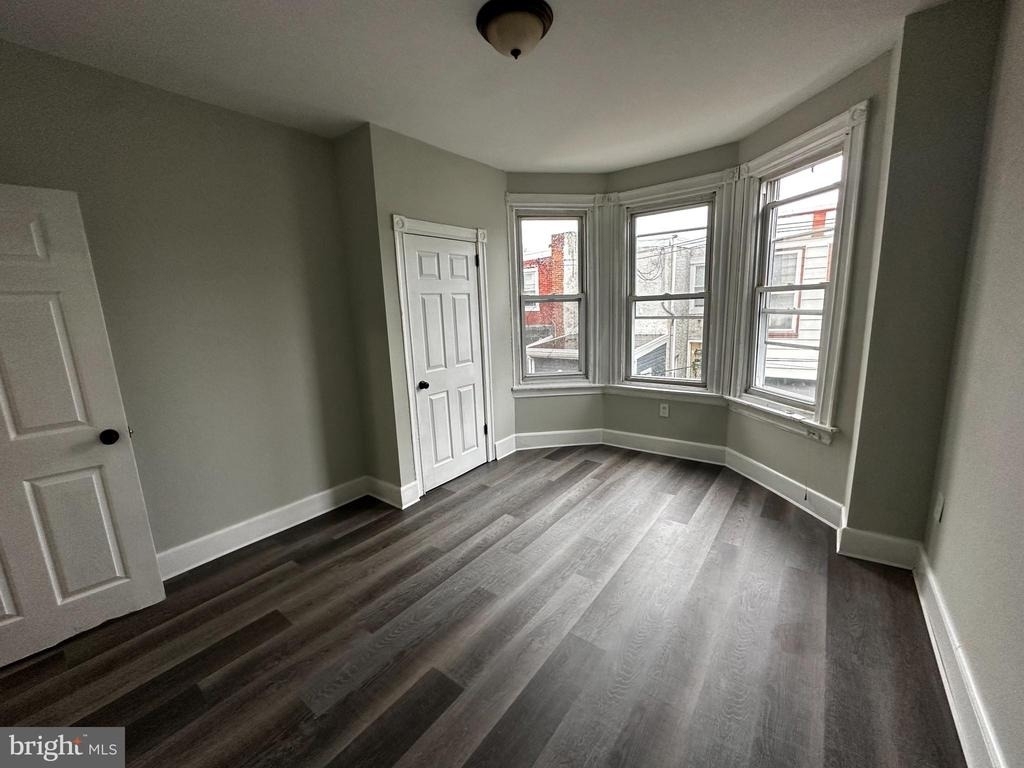 5729 Pine Street - Photo 9