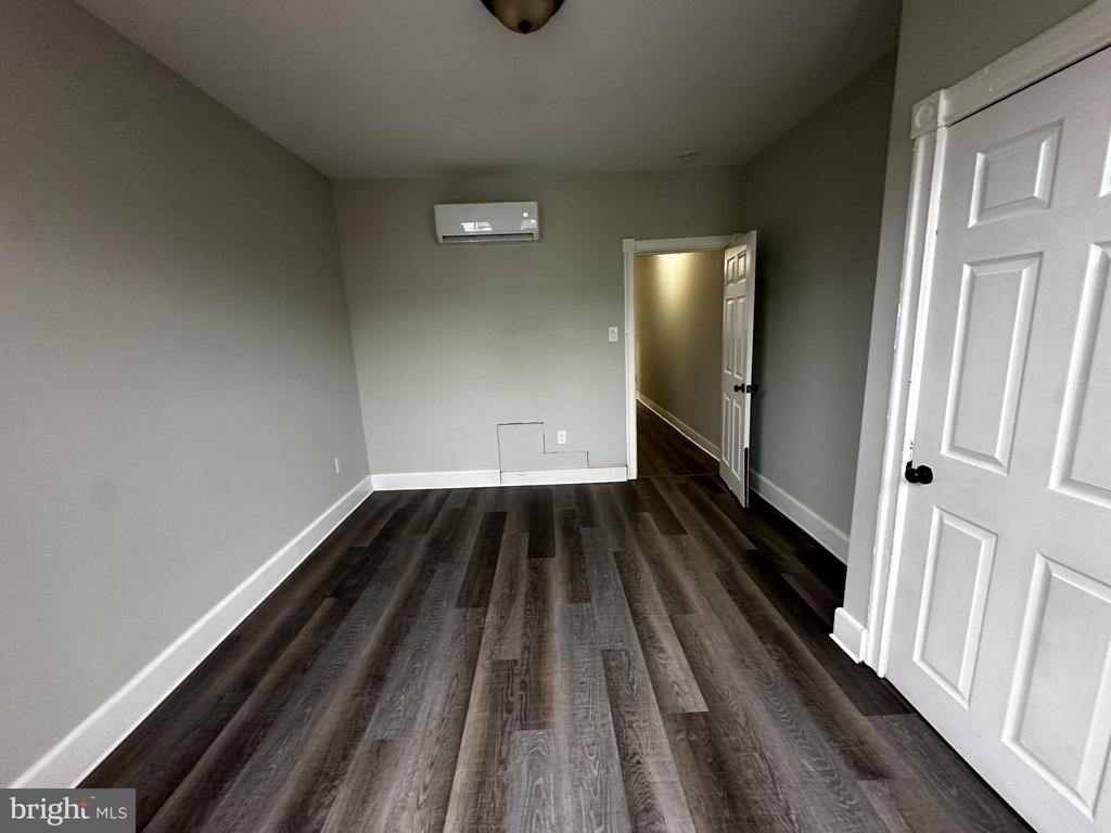 5729 Pine Street - Photo 7