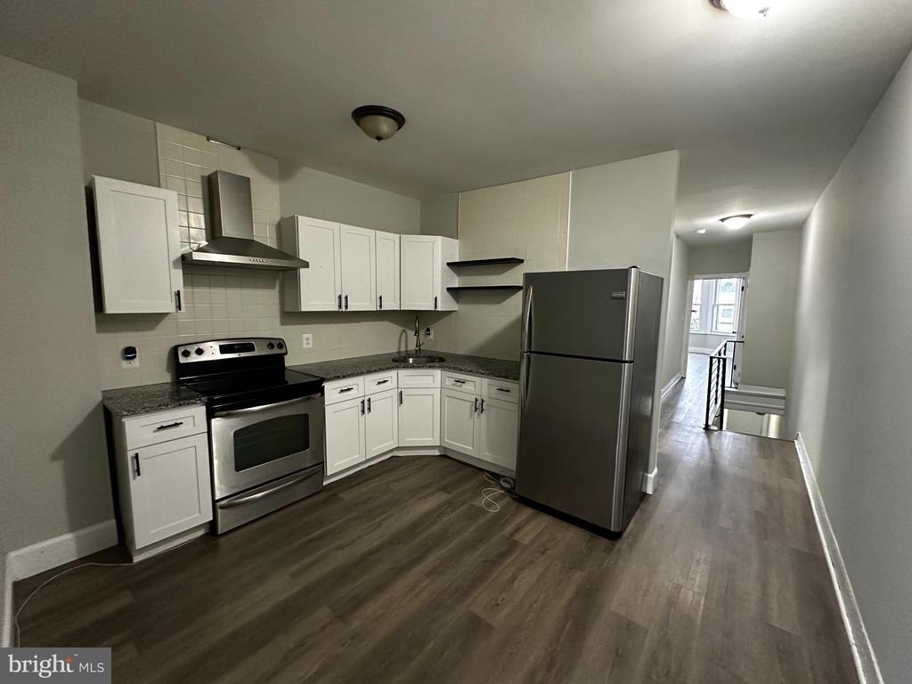 5729 Pine Street - Photo 5
