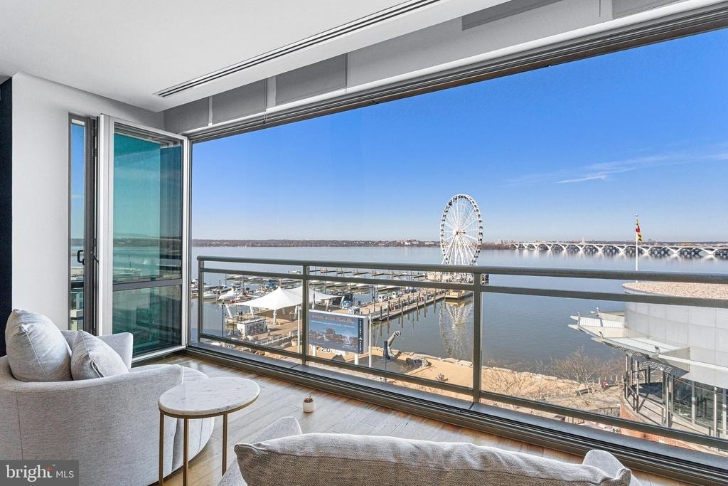 147 Waterfront Street - Photo 8