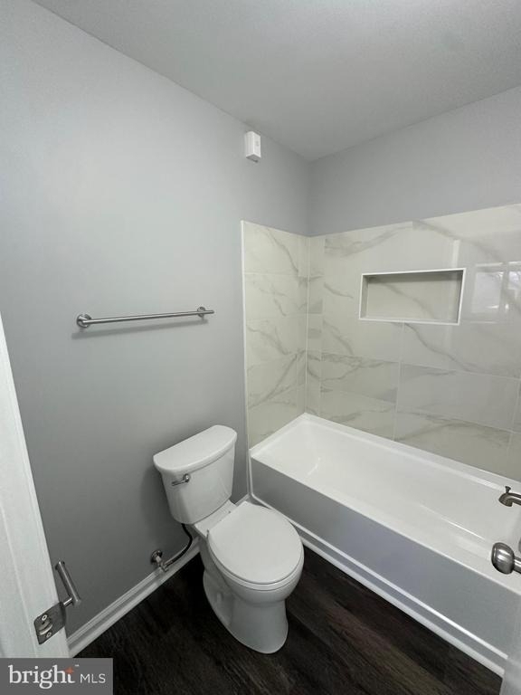 8 Russell Avenue - Photo 33