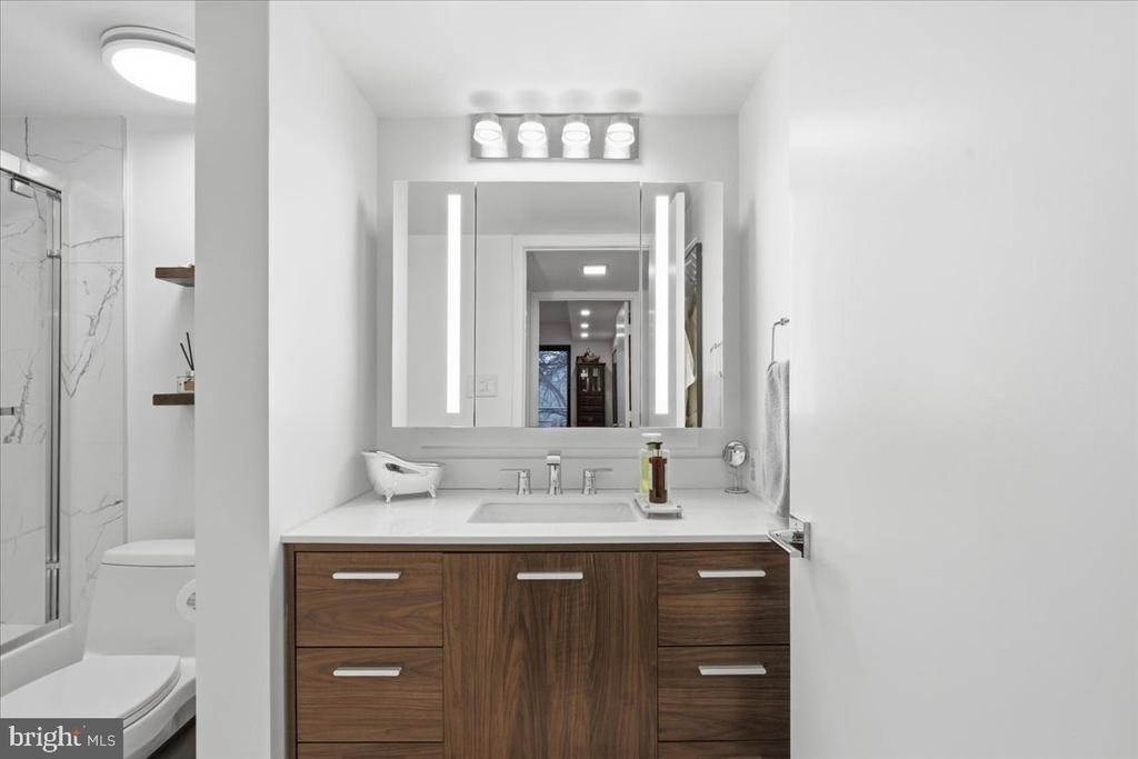 2141 Wisconsin Avenue Nw - Photo 5