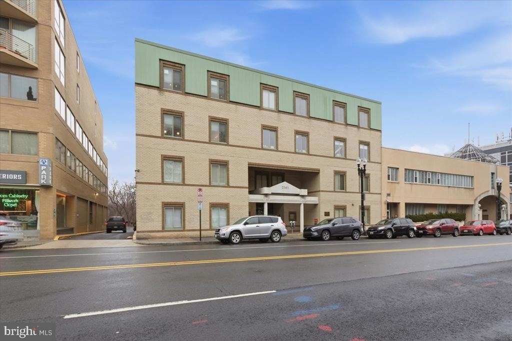 2141 Wisconsin Avenue Nw - Photo 15