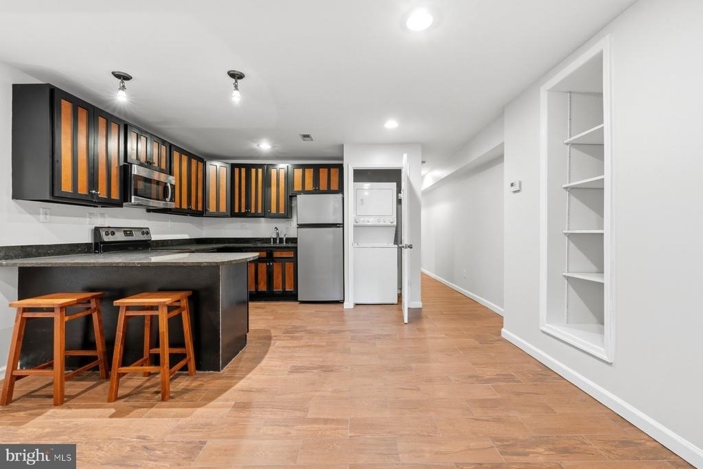 145 Randolph Place Nw - Photo 2