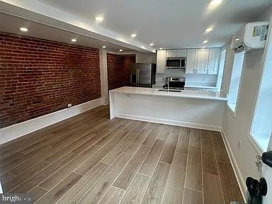 4315 7th Street Nw - Photo 0