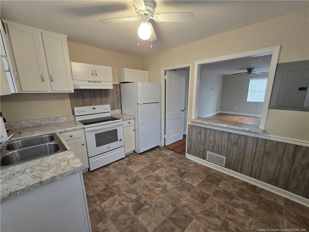 479 Mcbain Drive - Photo 5