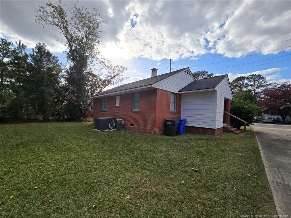 479 Mcbain Drive - Photo 3