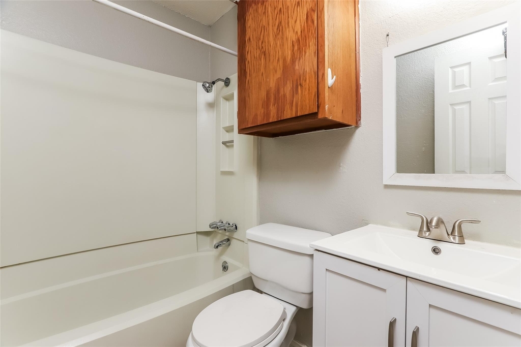 6801 Stonleigh Pl - Photo 13
