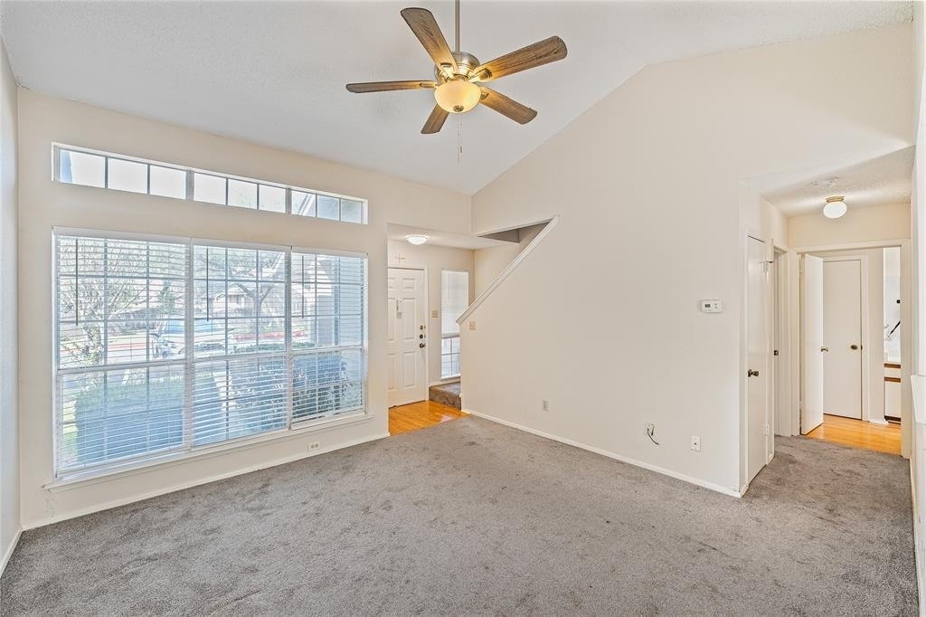 1015 E Yager Ln - Photo 6