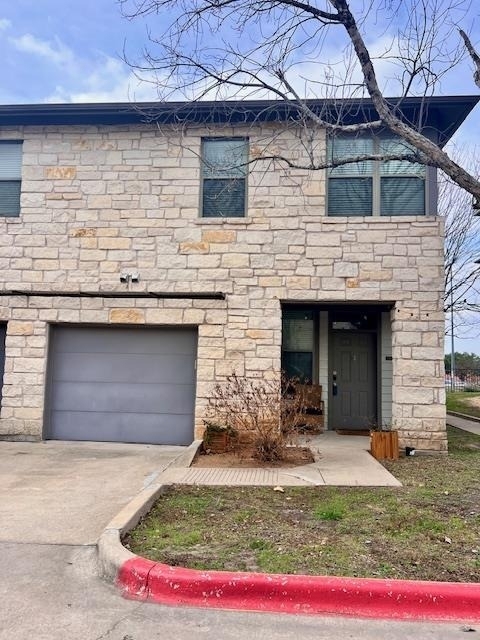 1201 Grove Blvd - Photo 0