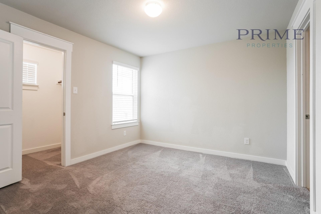 602 Skiff Moth Dr - Photo 9