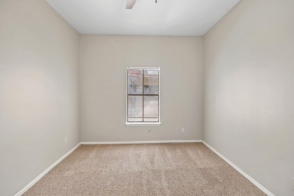 712 Graham Pl - Photo 15
