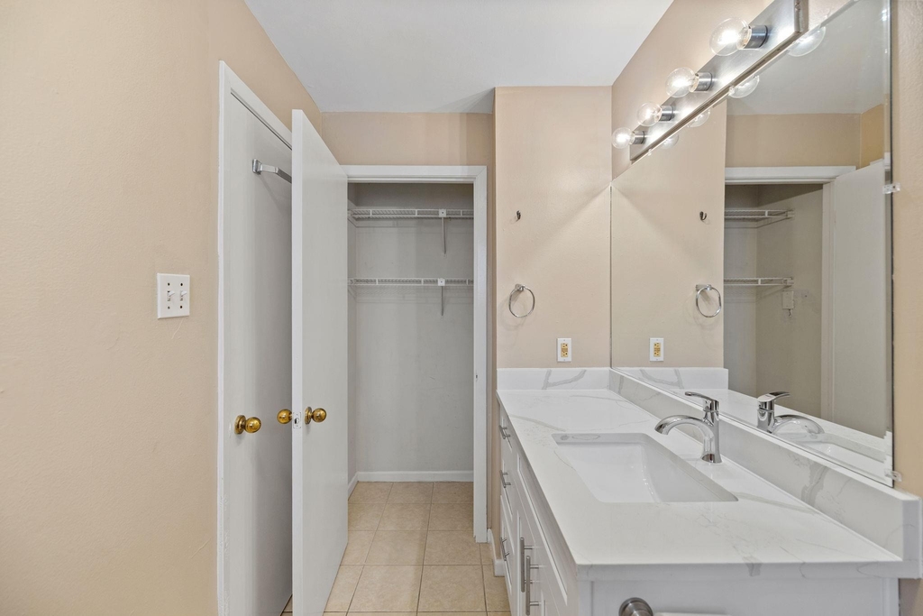712 Graham Pl - Photo 24
