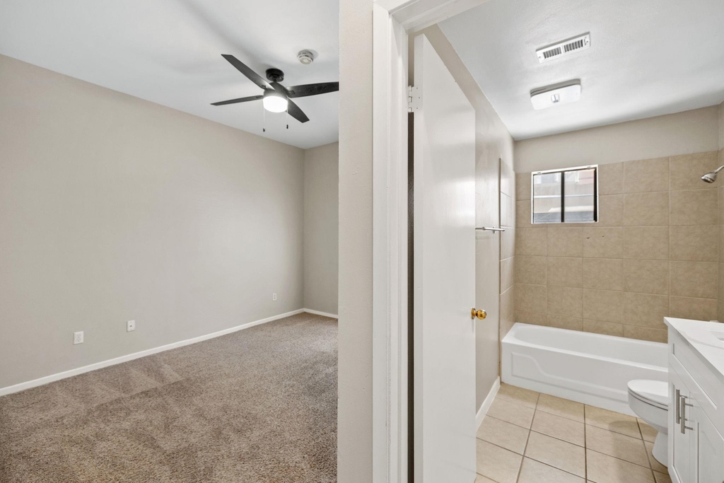 712 Graham Pl - Photo 11