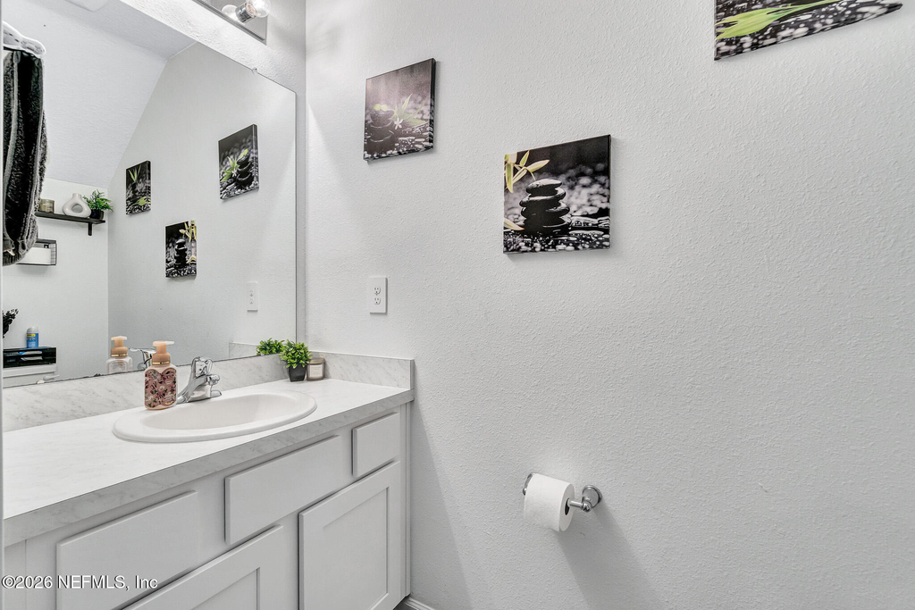 9008 Gifford Drive - Photo 11