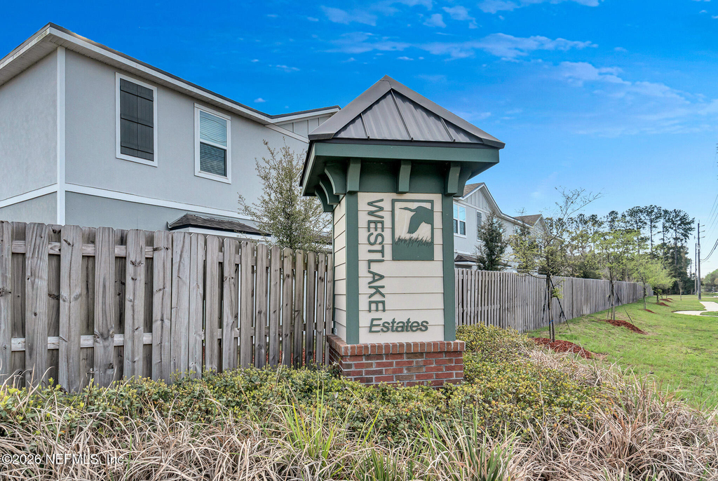 9008 Gifford Drive - Photo 16