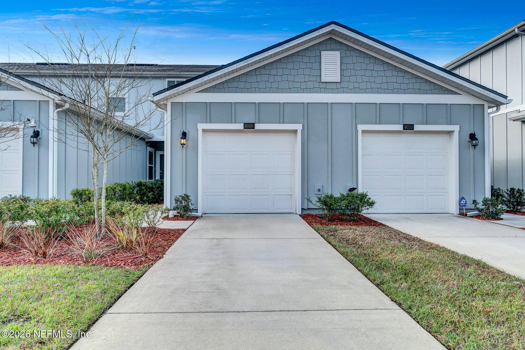 9008 Gifford Drive - Photo 0