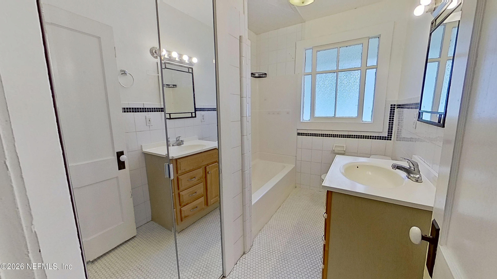 2210 Myra Street - Photo 13
