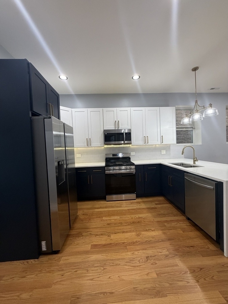 1837 S Harding Avenue - Photo 4