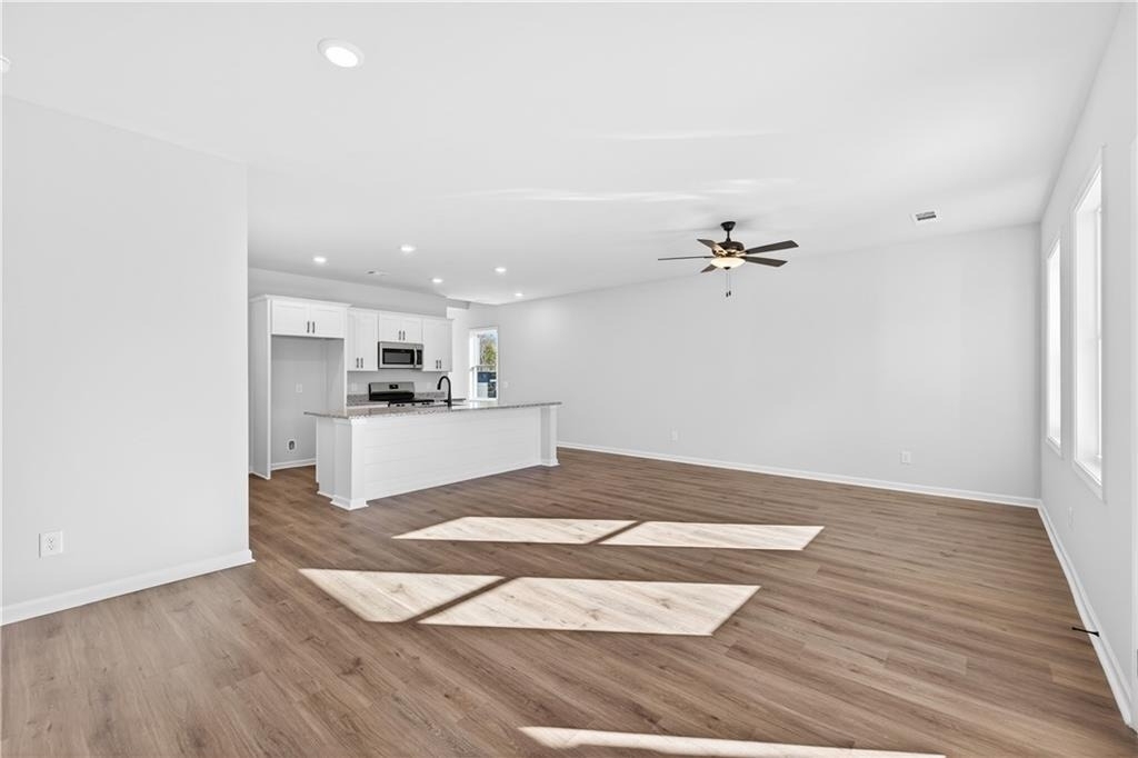 548 Madison St - Photo 14