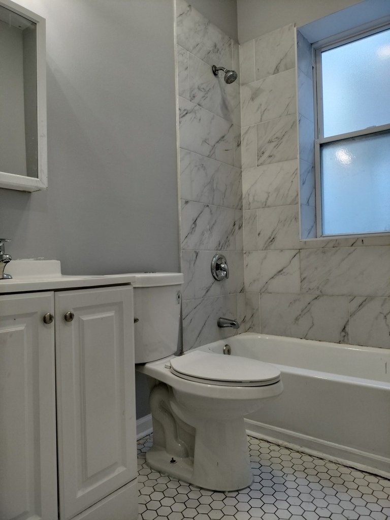 5725 S Green Street - Photo 16