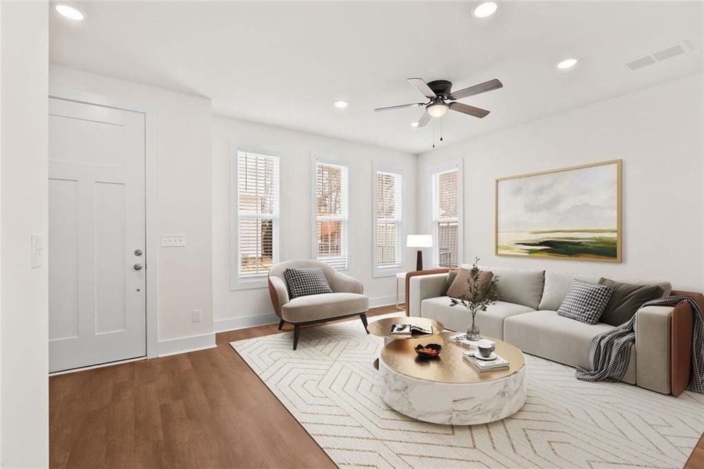 195 W Lake Avenue Nw - Photo 1