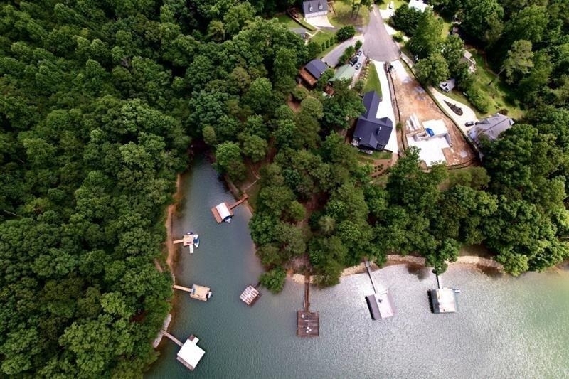 8940 Bay Drive - Photo 2
