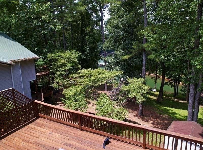 8940 Bay Drive - Photo 17