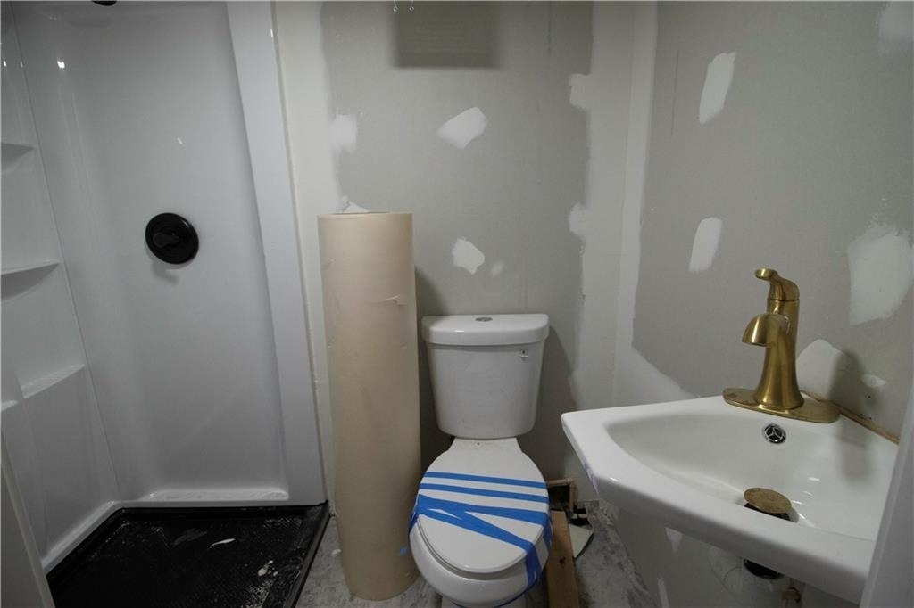1292 Monfort Road - Photo 40