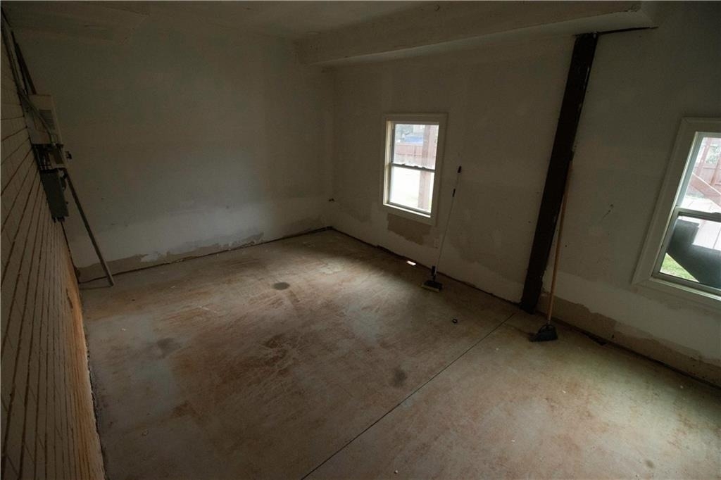 1292 Monfort Road - Photo 36