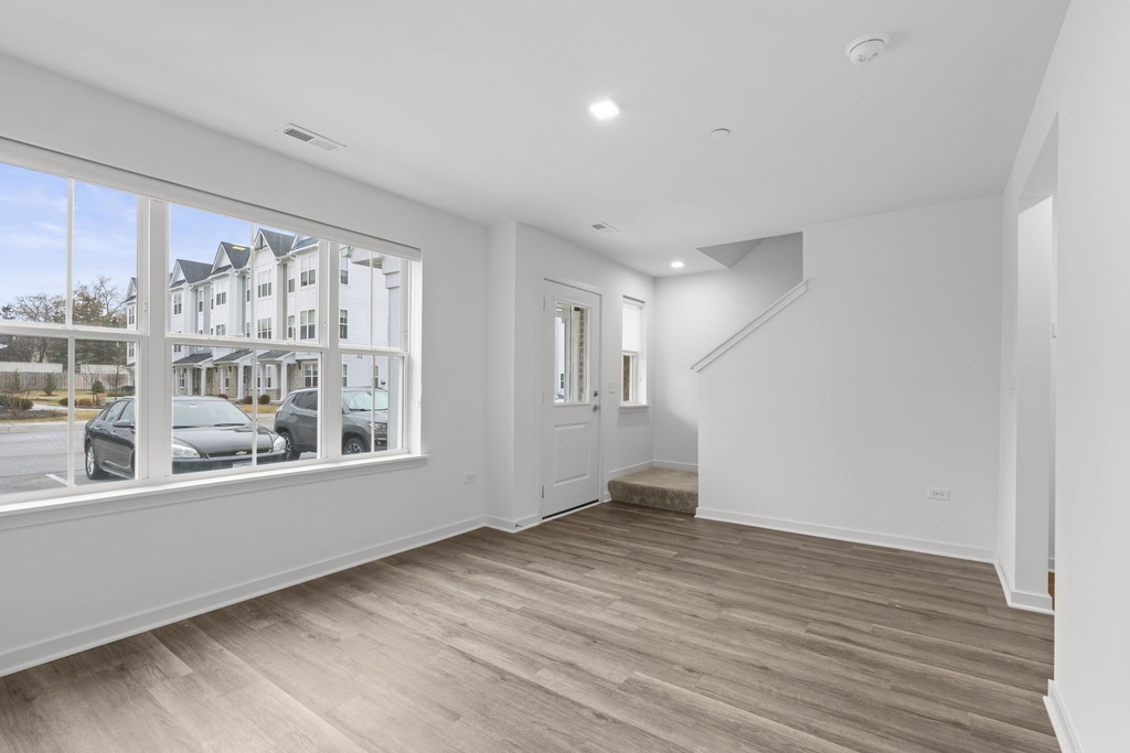 103 E Crystal Lake Avenue - Photo 4
