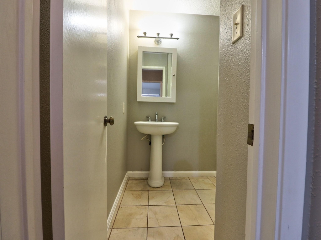 9203 Danforth Way - Photo 22