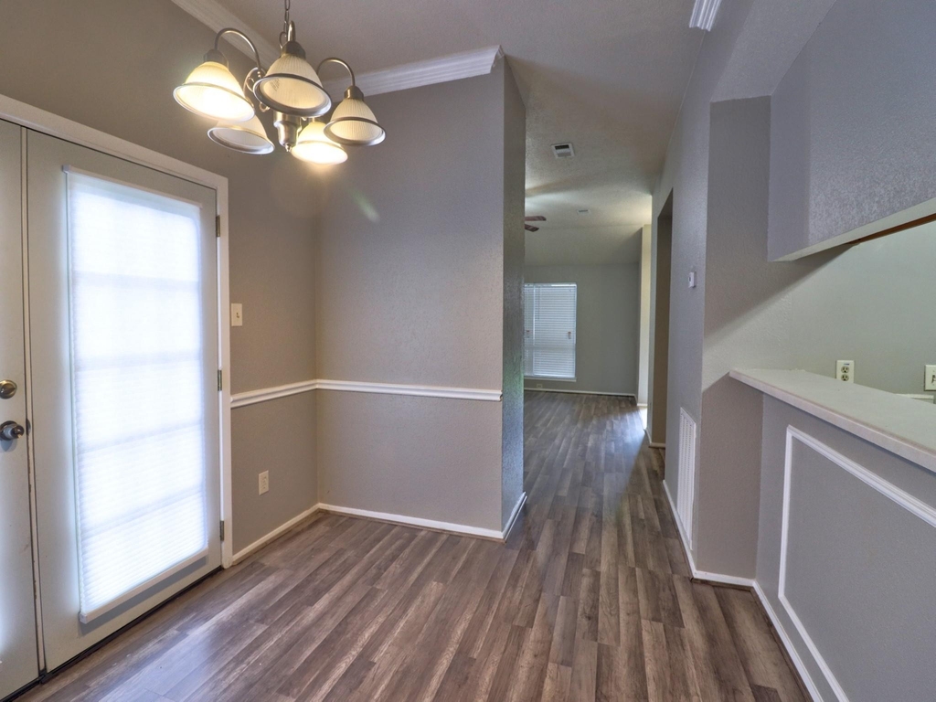 9203 Danforth Way - Photo 8