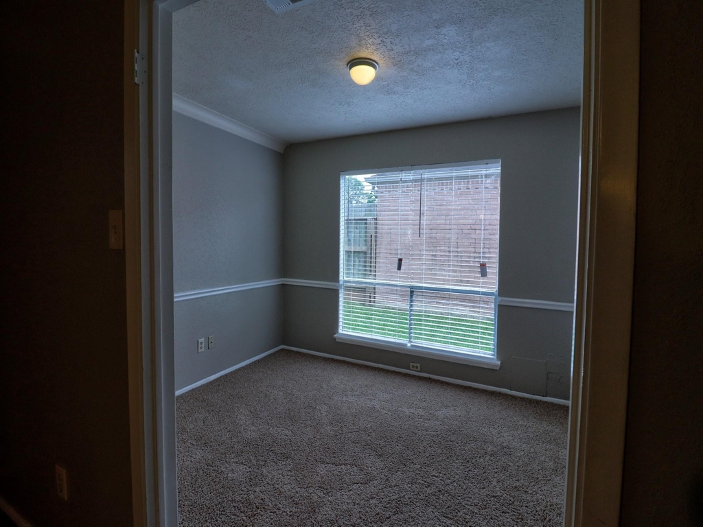 9203 Danforth Way - Photo 14
