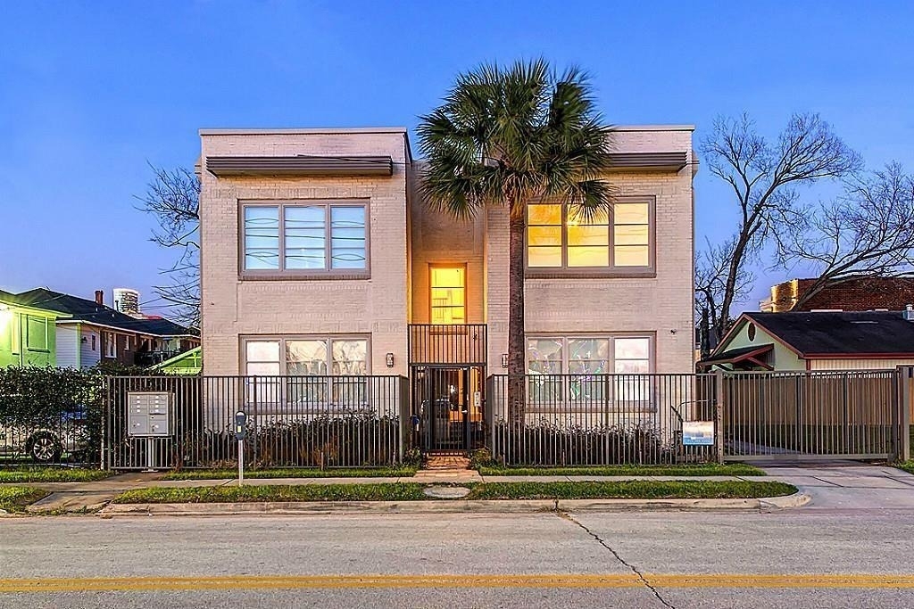 1509 Holman Street - Photo 0