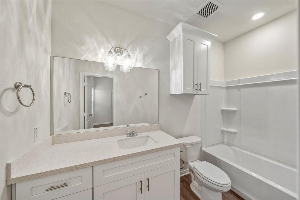 708 West Dallas Street - Photo 13