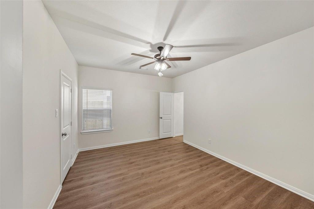 708 West Dallas Street - Photo 12