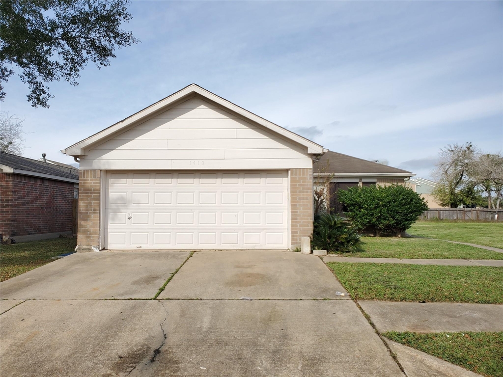 1413 Bridle Path Path - Photo 1