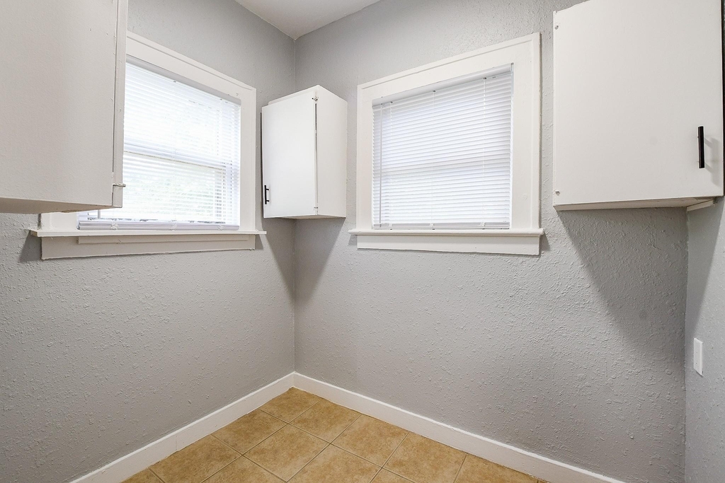 3015 Isabella Street - Photo 15